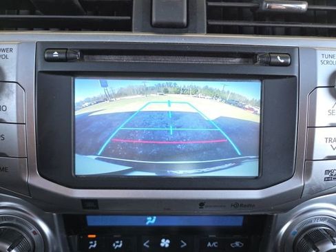 Used 2015 Toyota 4Runner Limited image 16