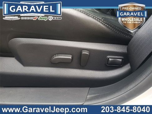 Used 2012 Nissan Altima 3.5 SR w/ Sport Pkg image 28