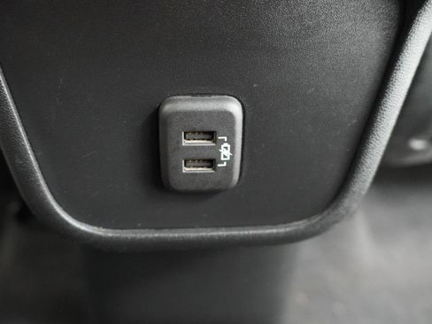Used 2022 Chevrolet Equinox LT FWD image 36