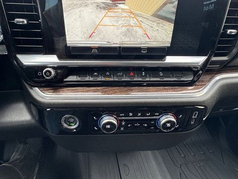 Used 2023 GMC Sierra 1500 Elevation w/ X31 Off-Road Package AWD/4WD image 22