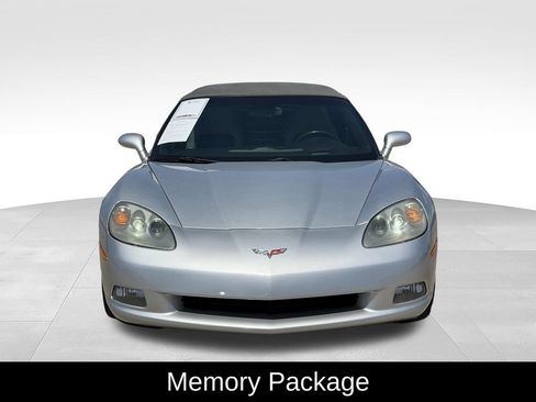 Used 2010 Chevrolet Corvette Convertible w/ Preferred Equipment Group RWD image 3