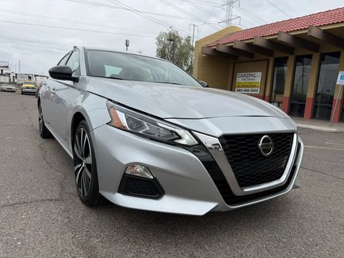 Used 2022 Nissan Altima 2.5 SR FWD image 14