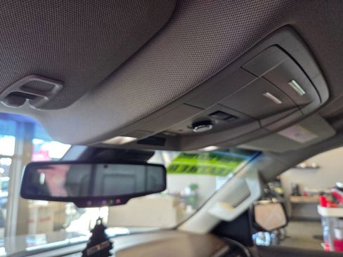 Used 2019 Chevrolet Tahoe LT w/ Luxury Package image 34