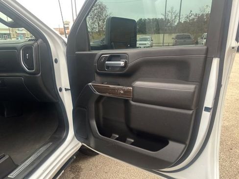 Used 2021 Chevrolet Silverado 3500 LT w/ Remote Start Package image 7