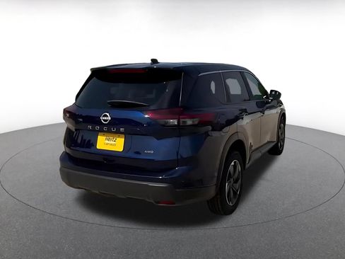 Used 2025 Nissan Rogue SV AWD/4WD image 15