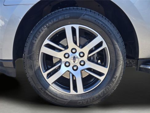 Used 2022 Ford Expedition XLT RWD image 11