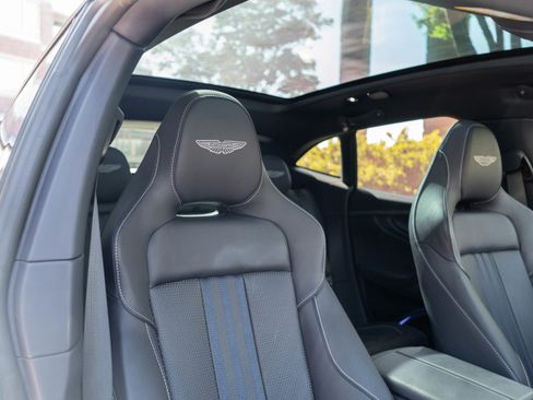Used 2025 Aston Martin DBX 707 image 39