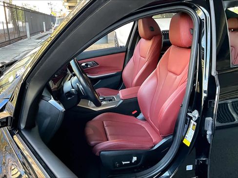 Certified 2023 BMW 330i Sedan w/ M Sport Package image 7