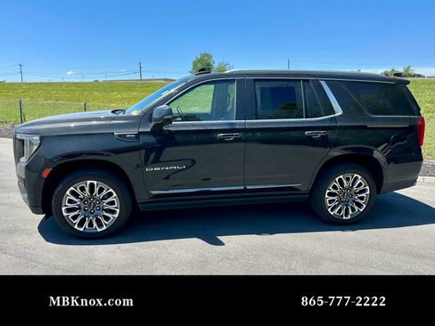 Used 2023 GMC Yukon Denali Ultimate AWD/4WD image 1