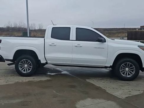 New 2025 Chevrolet Colorado W/T w/ Advanced Trailering Package RWD image 9