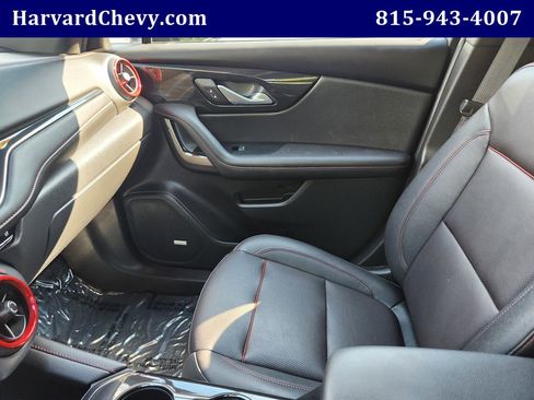 Used 2022 Chevrolet Blazer RS w/ Enhanced Convenience Package image 12