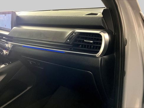 Used 2023 Kia Telluride SX Prestige X-Pro AWD/4WD image 17
