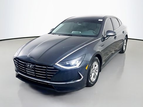 Used 2023 Hyundai Sonata SE FWD image 4