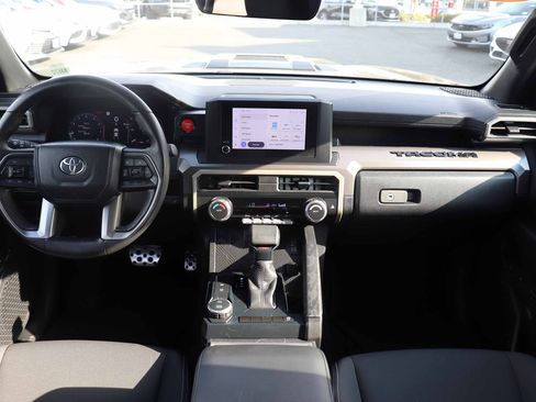 Used 2024 Toyota Tacoma TRD Sport RWD image 15
