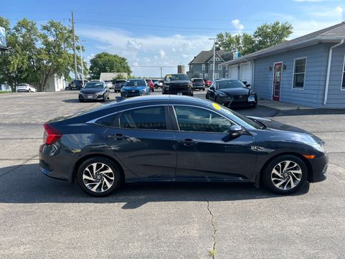 Used 2017 Honda Civic EX image 8