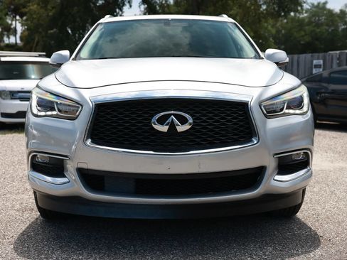 Used 2017 INFINITI QX60 Luxe w/ Premium Package AWD/4WD image 9
