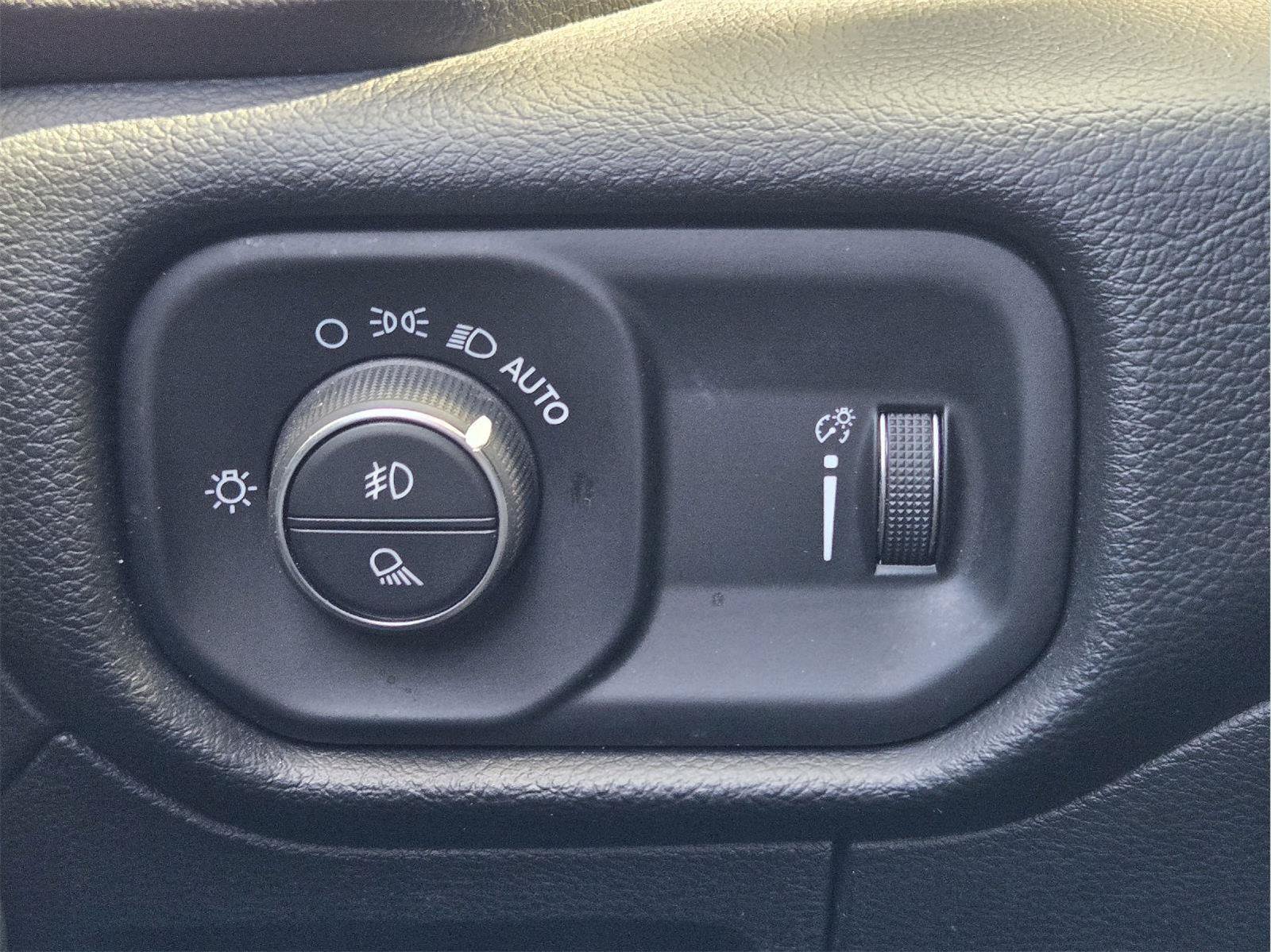 Used 2020 RAM 1500 Lone Star AWD/4WD image 19