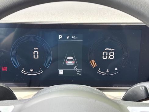 New 2026 Hyundai Tucson SEL FWD image 18