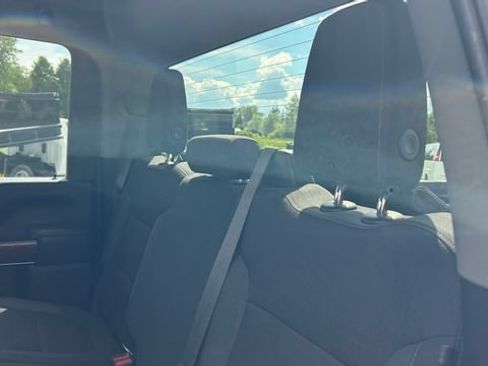 Certified 2022 GMC Sierra 2500 SLE w/ SLE Convenience Package AWD/4WD image 32