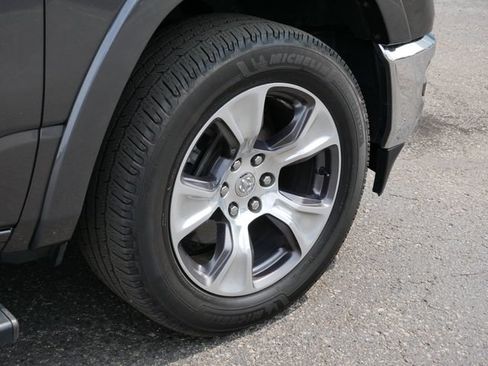 Used 2022 RAM 1500 Laramie AWD/4WD image 10