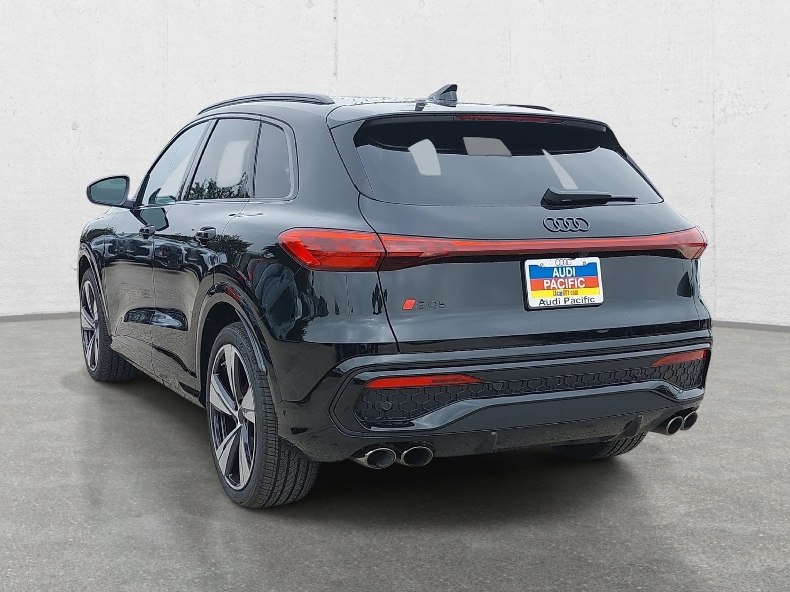 New 2026 Audi SQ5 Premium Plus AWD/4WD image 7