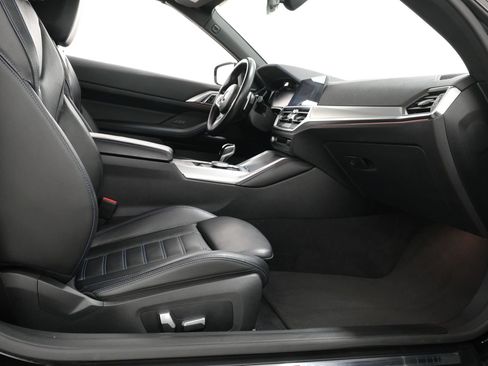 Used 2022 BMW M440i Convertible RWD image 41