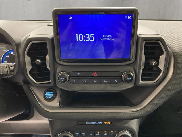 Certified 2022 Ford Bronco Sport Outer Banks w/ Tech Package AWD/4WD image 17