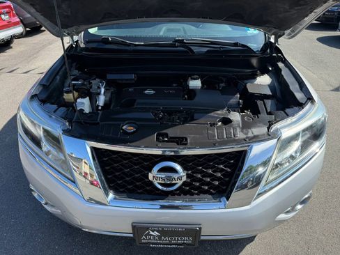 Used 2015 Nissan Pathfinder SV w/ Cargo Package AWD/4WD image 56