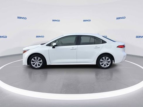 Used 2024 Toyota Corolla LE FWD image 5