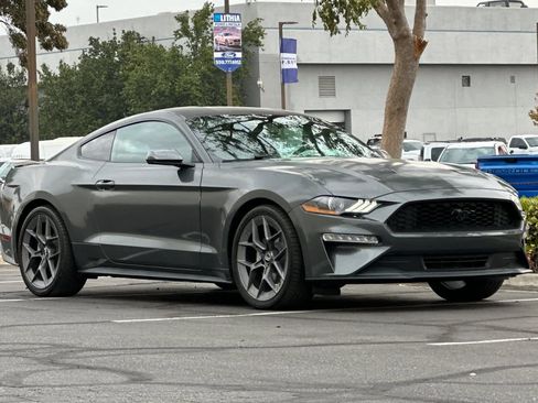 Used 2019 Ford Mustang Coupe w/ Equipment Group 101A RWD image 9