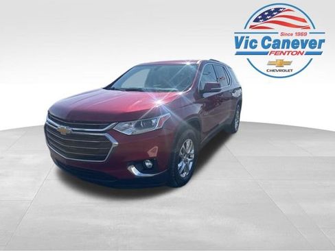 Used 2018 Chevrolet Traverse LT AWD/4WD image 1