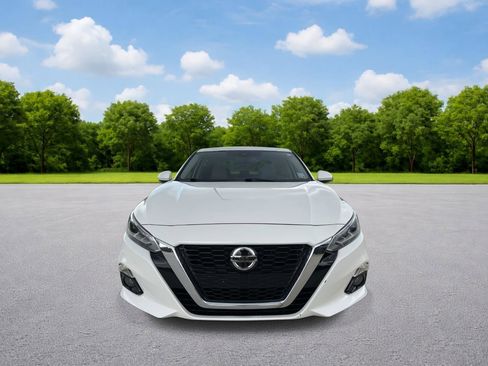 Used 2019 Nissan Altima 2.5 SL FWD image 2