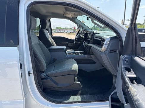 Used 2025 Ford F250 XLT w/ FX4 Off-Road Package image 13
