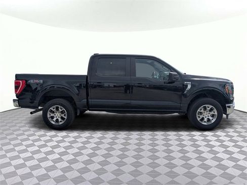 Used 2023 Ford F150 XLT image 3