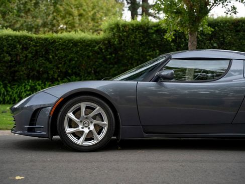 Used 2011 Tesla Roadster Sport image 4