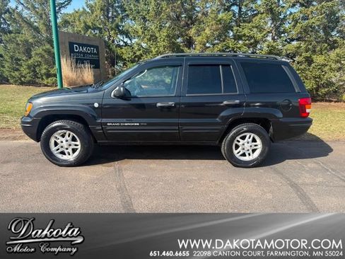 Used 2004 Jeep Grand Cherokee Laredo w/ Tan Your Hide Group image 1
