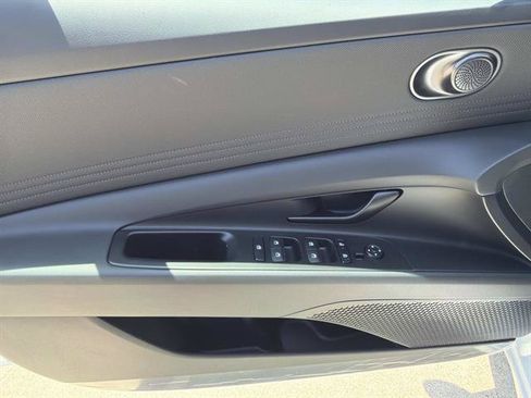 New 2026 Hyundai Elantra SEL Sport FWD image 12