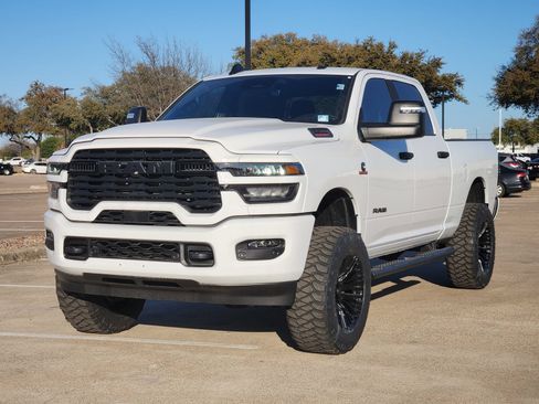 New 2025 RAM 2500 Big Horn AWD/4WD image 2