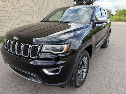 Used 2017 Jeep Grand Cherokee Limited w/ Luxury Group II