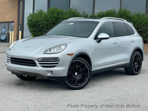 Used 2011 Porsche Cayenne AWD/4WD image 29