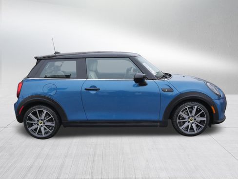 Used 2023 MINI Cooper SE image 8