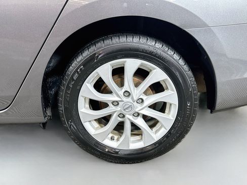 Used 2019 Nissan Sentra SV FWD image 28