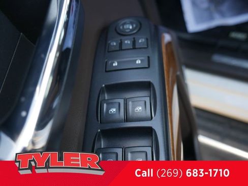 Used 2014 Chevrolet Silverado 1500 High Country image 23