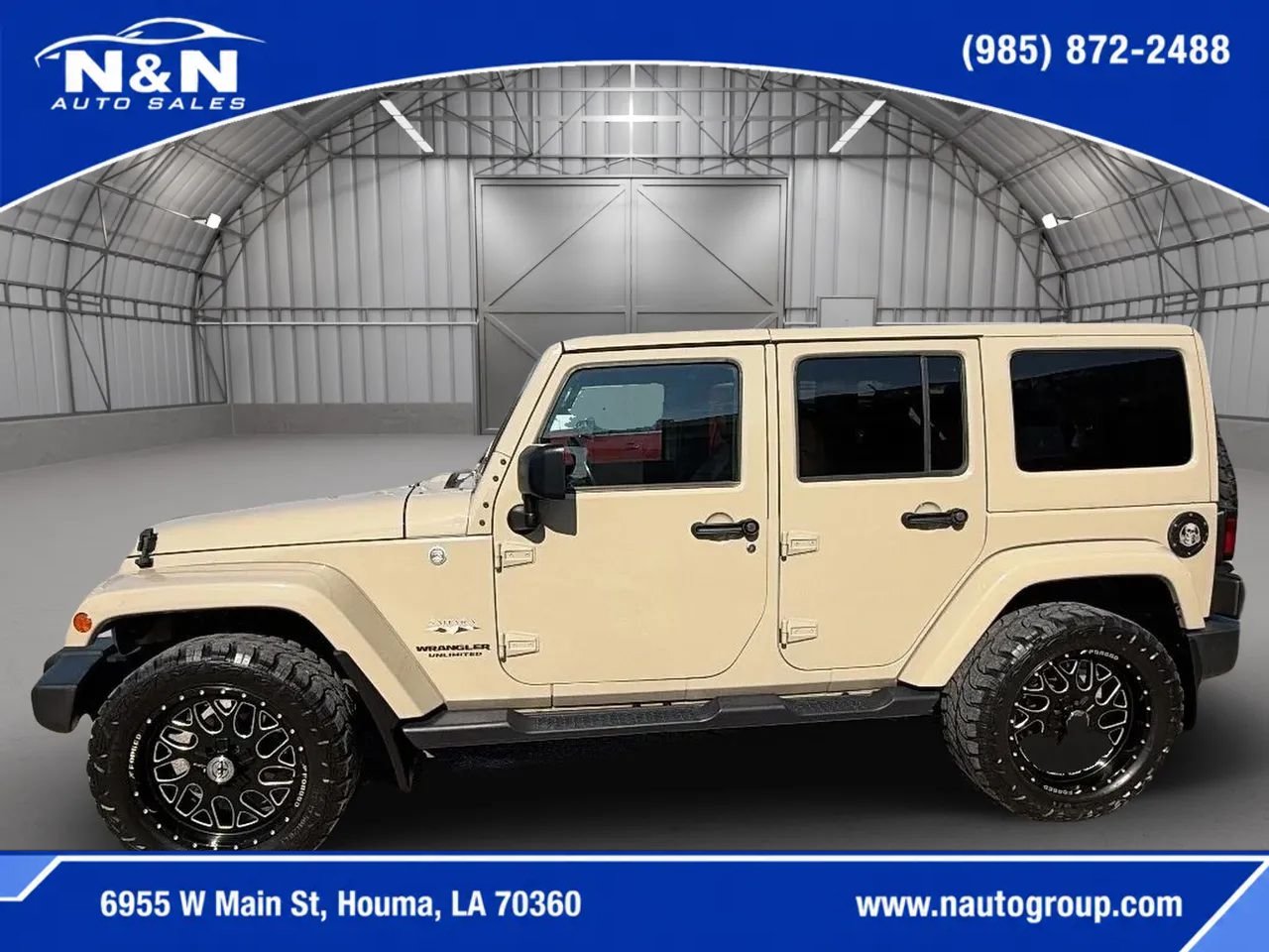 Used 2017 Jeep Wrangler Unlimited Sahara w/ Connectivity Group AWD/4WD image 2