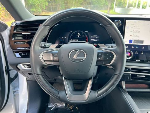 Certified 2025 Lexus RX 350 Premium Plus w/ Convenience Package image 13