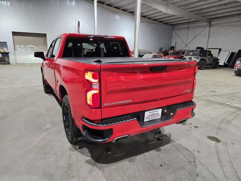 Used 2022 Chevrolet Silverado 1500 RST image 11
