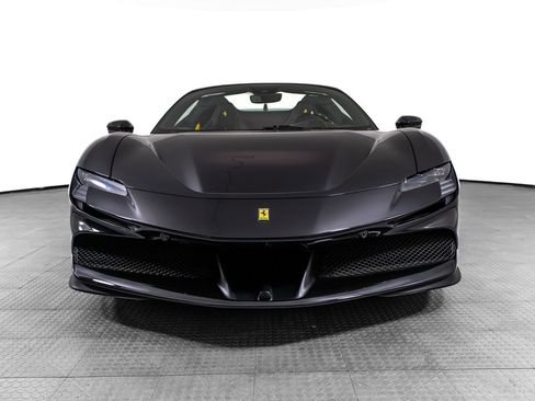 Certified 2023 Ferrari SF90 Spider AWD/4WD image 8