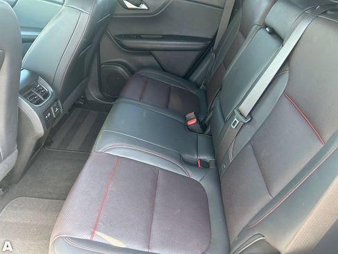 Used 2021 Chevrolet Blazer RS w/ Enhanced Convenience Package FWD image 17