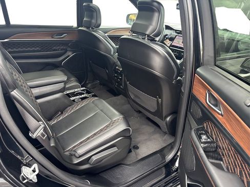 Used 2022 Jeep Grand Cherokee L Summit w/ Advanced Protech Group IV image 21