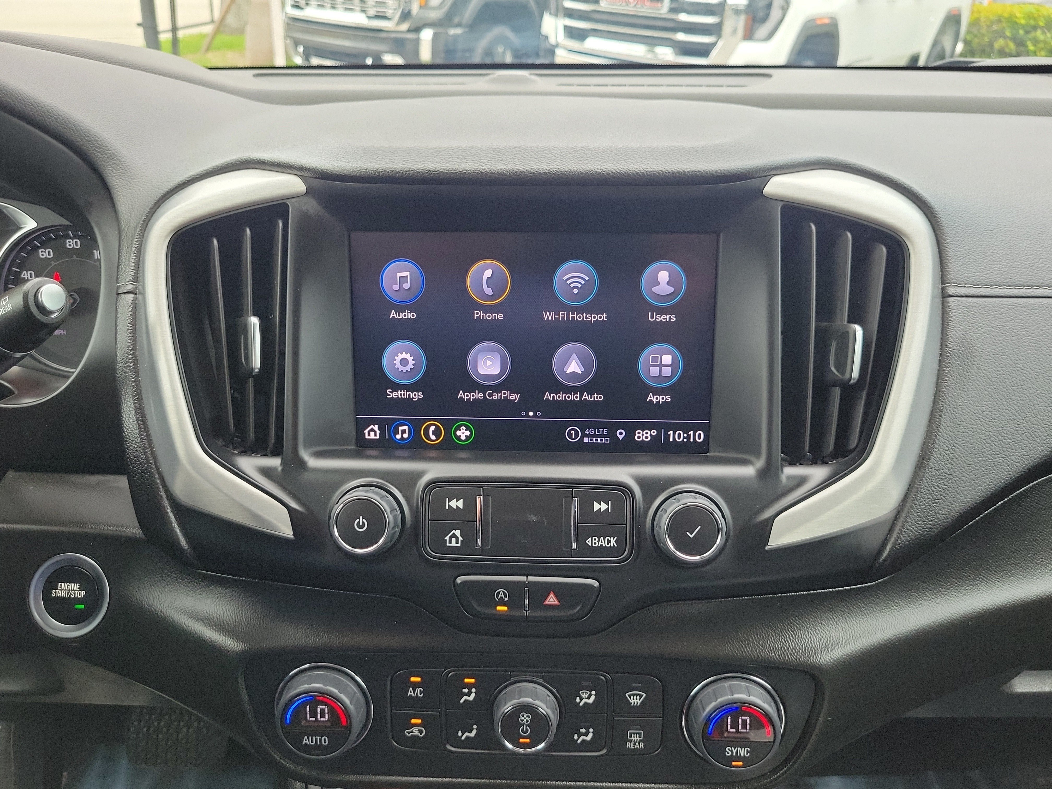 Used 2022 GMC Terrain SLT w/ Tech Package FWD image 22